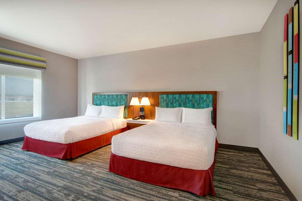 Hampton Inn & Suites Ontario 库卡蒙格牧场 客房 照片